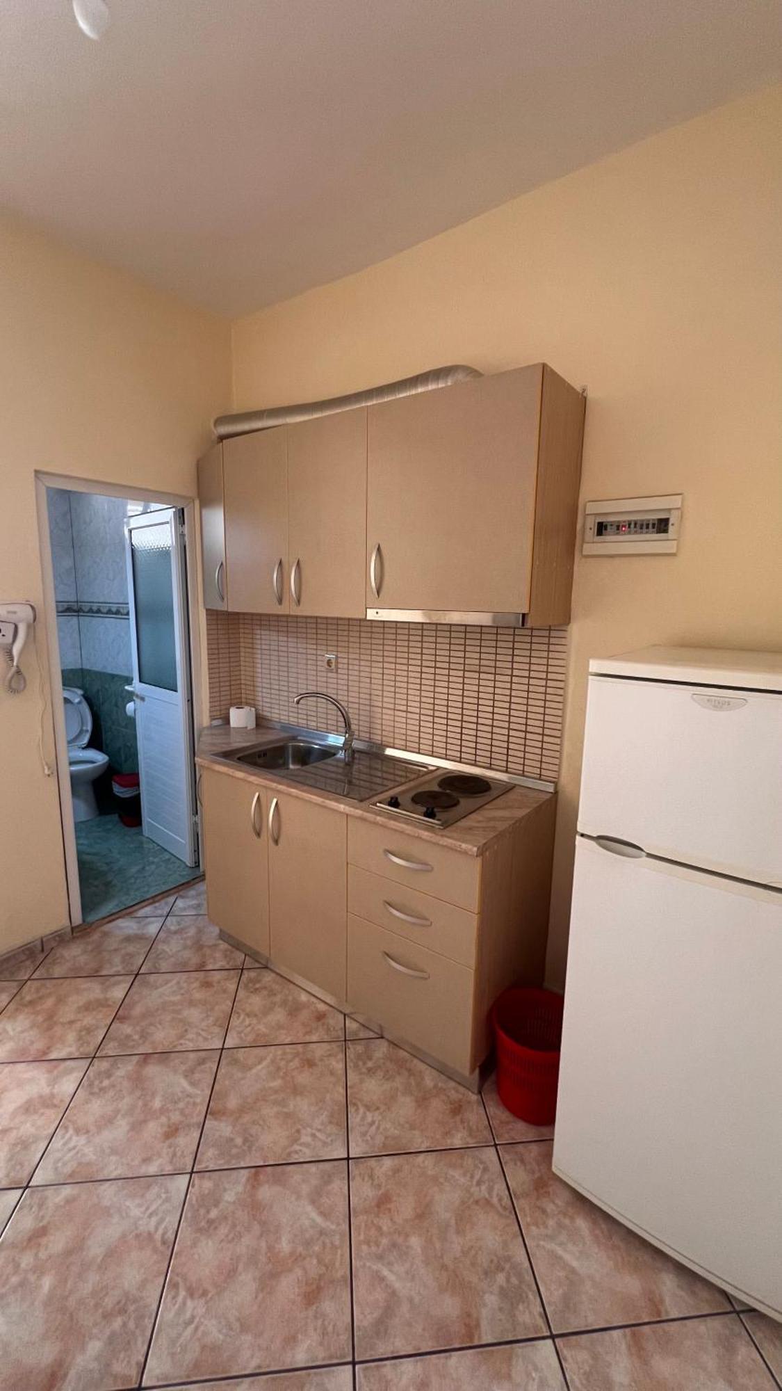 Dhoma Plazhi Husi Alloggio in famiglia