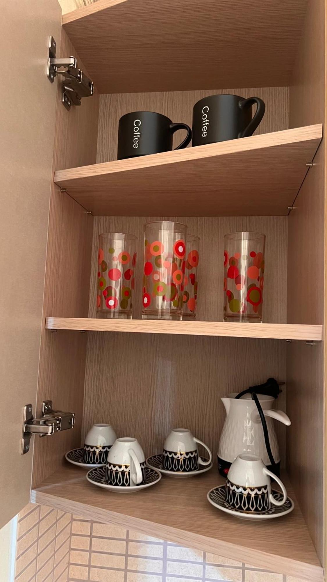Privat overnatting Dhoma Plazhi Husi